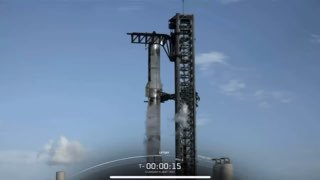 Это было просто эпично. #Starship не просто полетел целиком, но и взял с собой м…